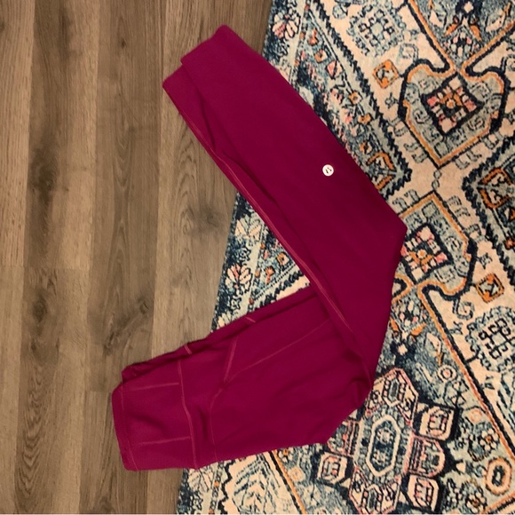 lululemon leggings worn once - Picture 3 of 3